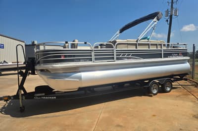 BOATZON | Sun Tracker Fishin Barge 22 XP3 2020