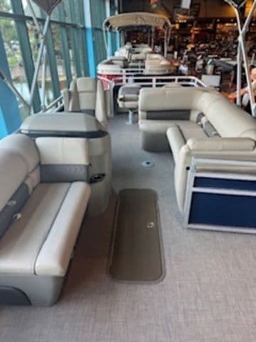 BOATZON | Sun Tracker Fishin Barge 22 XP3 2025