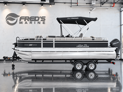 BOATZON | Sun Tracker Fishin Barge 22 XP3 w Mercury 200hp and Trailer 2027
