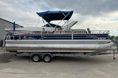 BOATZON | Sun Tracker Fishin Barge 24 XP3 2016