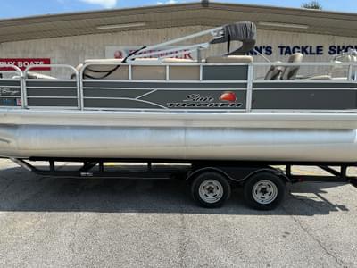 BOATZON | Sun Tracker FISHING BARGE 22 DLX 2016 BOATZON | Sun Tracker FISHING BARGE 22 DLX 2016