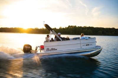 BOATZON | Sun Tracker Party Barge 16 DLX 2026