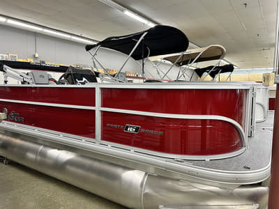 BOATZON | Sun Tracker Party Barge 16 DLX 2026