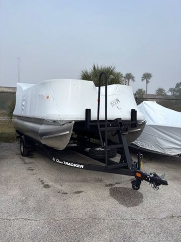 2026 Sun Tracker Party Barge 16 DLX - Sold Boat