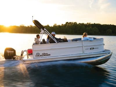 BOATZON | Sun Tracker Party Barge 16 DLX 2027