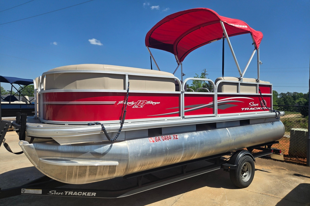 2017 Sun Tracker Party Barge 18 DLX - Sold Boat