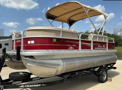 BOATZON | Sun Tracker Party Barge 18 DLX 2023