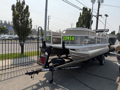 BOATZON | Sun Tracker Party Barge 18 DLX 2023