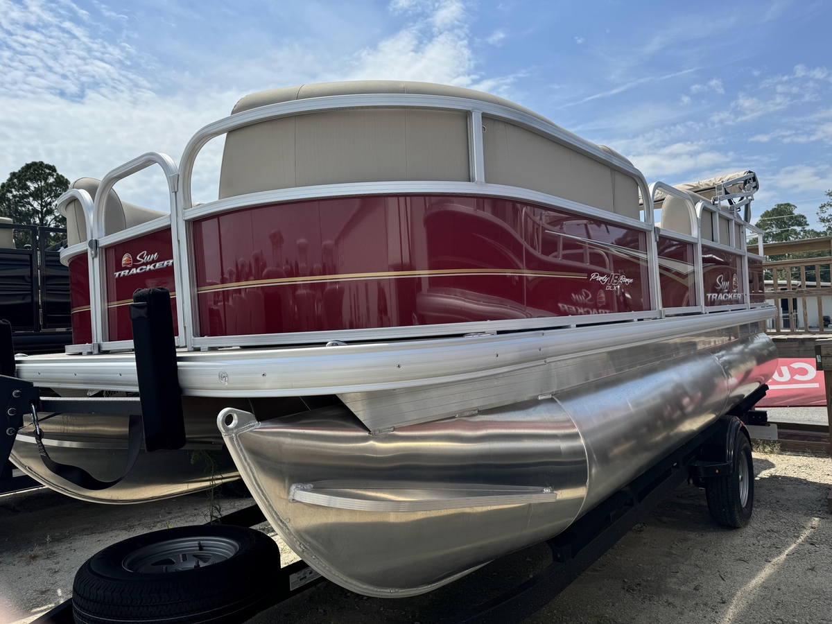 2024 Sun Tracker Party Barge 18 DLX - Sold Boat