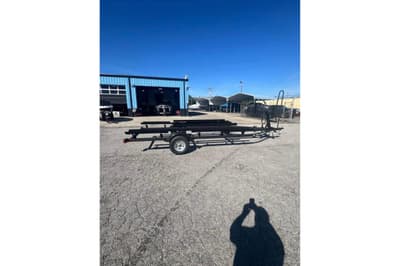 BOATZON | Sun Tracker Party Barge 18 DLX 2025