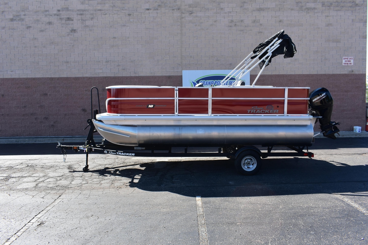 2026 Sun Tracker Party Barge 18 DLX - Sold Boat