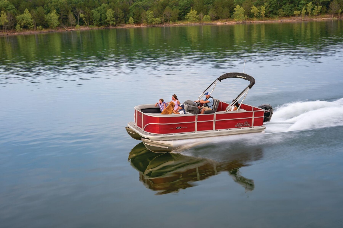 2026 Sun Tracker Party Barge 18 DLX - Sold Boat