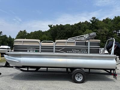 BOATZON | Sun Tracker Party Barge 20 DLX 2017 BOATZON | Sun Tracker Party Barge 20 DLX 2017