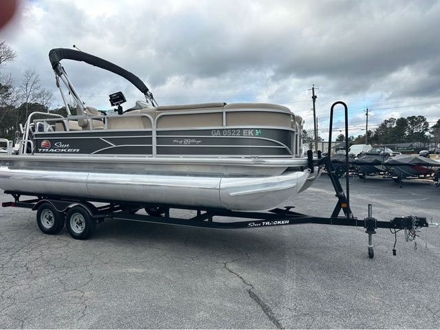 2018 Sun Tracker Party Barge 20 DLX - Sold Boat