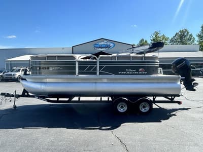 BOATZON | Sun Tracker Party Barge 20 DLX 2021