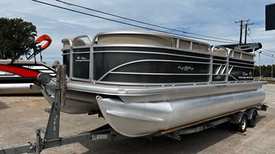 BOATZON | Sun Tracker Party Barge 20 DLX 2023