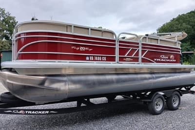 BOATZON | Sun Tracker Party Barge 20 DLX 2023