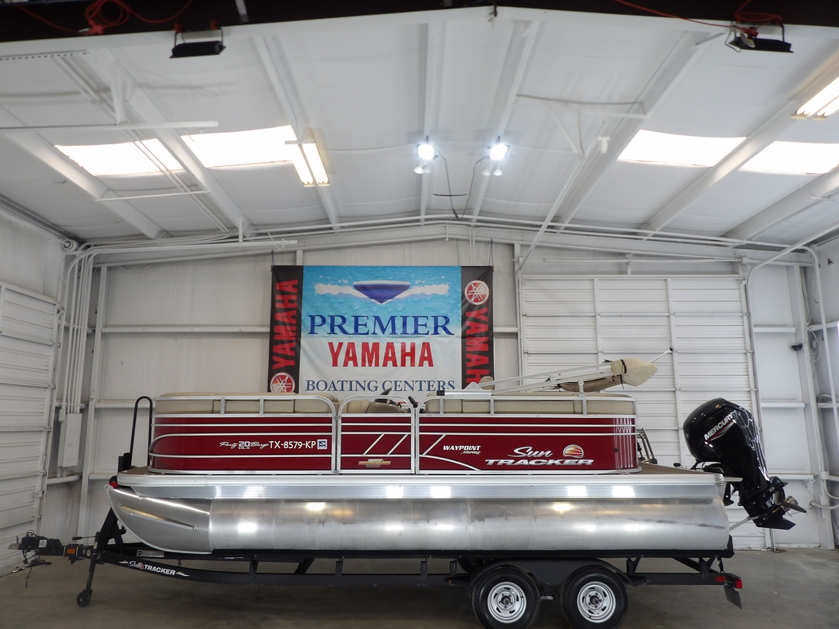2023 Sun Tracker Party Barge 20 DLX - Sold Boat