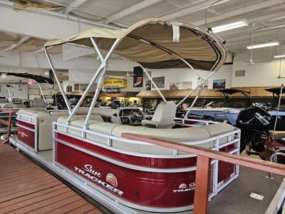 BOATZON | Sun Tracker Party Barge 20 DLX 2024
