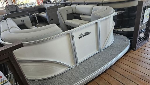 2026 Sun Tracker Party Barge 20 DLX - Sold Boat