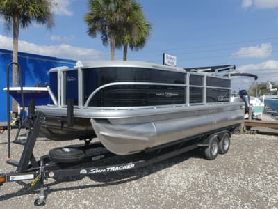 BOATZON | Sun Tracker Party Barge 20 DLX 2026