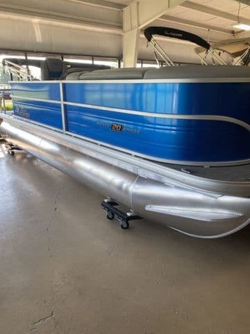 BOATZON | Sun Tracker Party Barge 20 DLX 2026