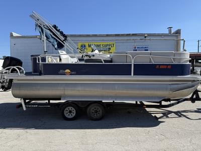 BOATZON | Sun Tracker Party Barge 21 2008