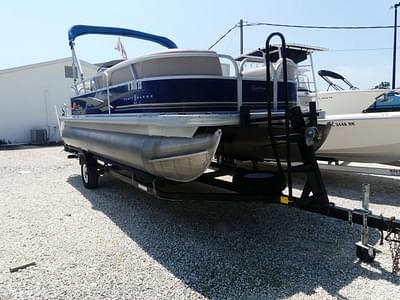 BOATZON | Sun Tracker Party Barge 22 DLX 2014