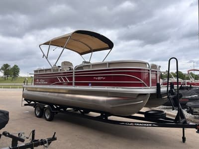BOATZON | Sun Tracker Party Barge 22 DLX 2023
