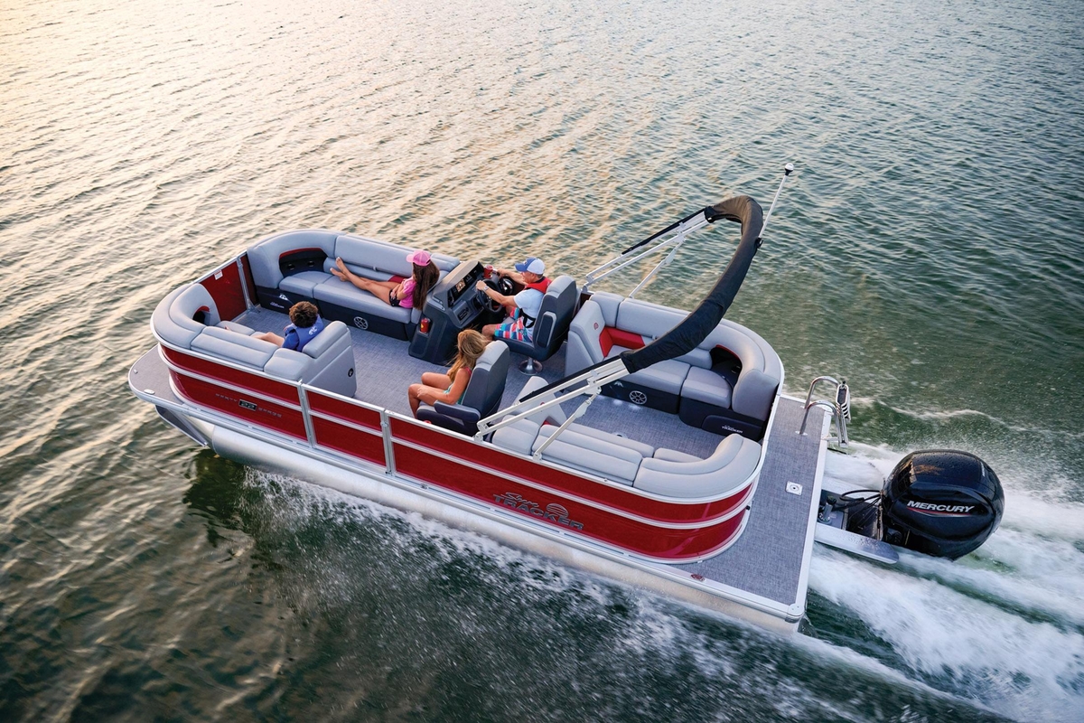 2026 Sun Tracker Party Barge 22 DLX - Sold Boat