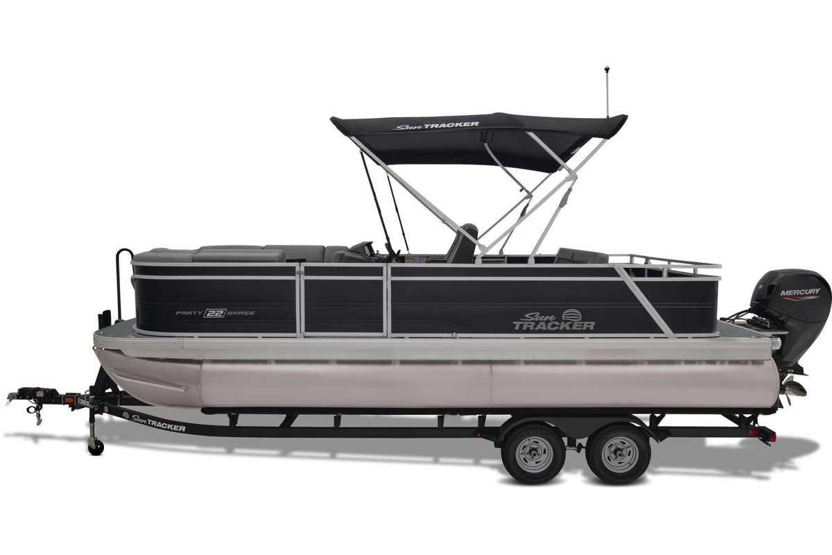 2026 Sun Tracker Party Barge 22 RF DLX - Sold Boat