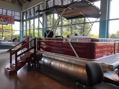 BOATZON | Sun Tracker Party Barge 22 RF XP3 2026