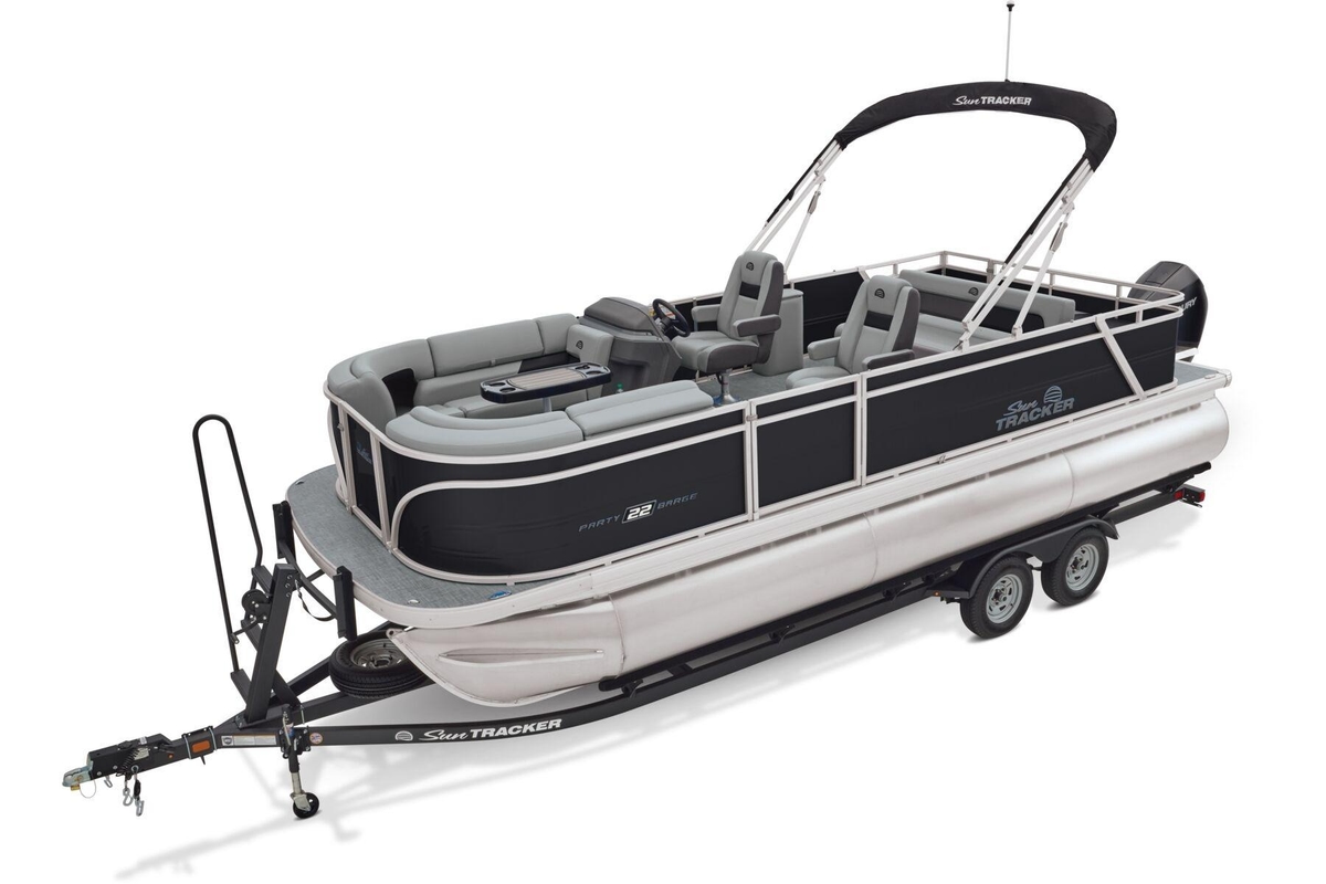 2026 Sun Tracker Party Barge 22 RF XP3 - Sold Boat