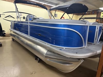 BOATZON | Sun Tracker Party Barge 22 RF XP3 2026