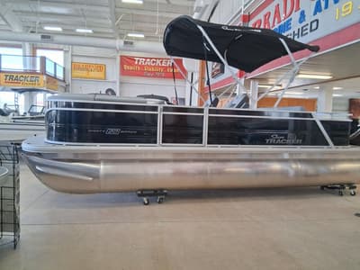 BOATZON | Sun Tracker Party Barge 22 RF XP3 2026