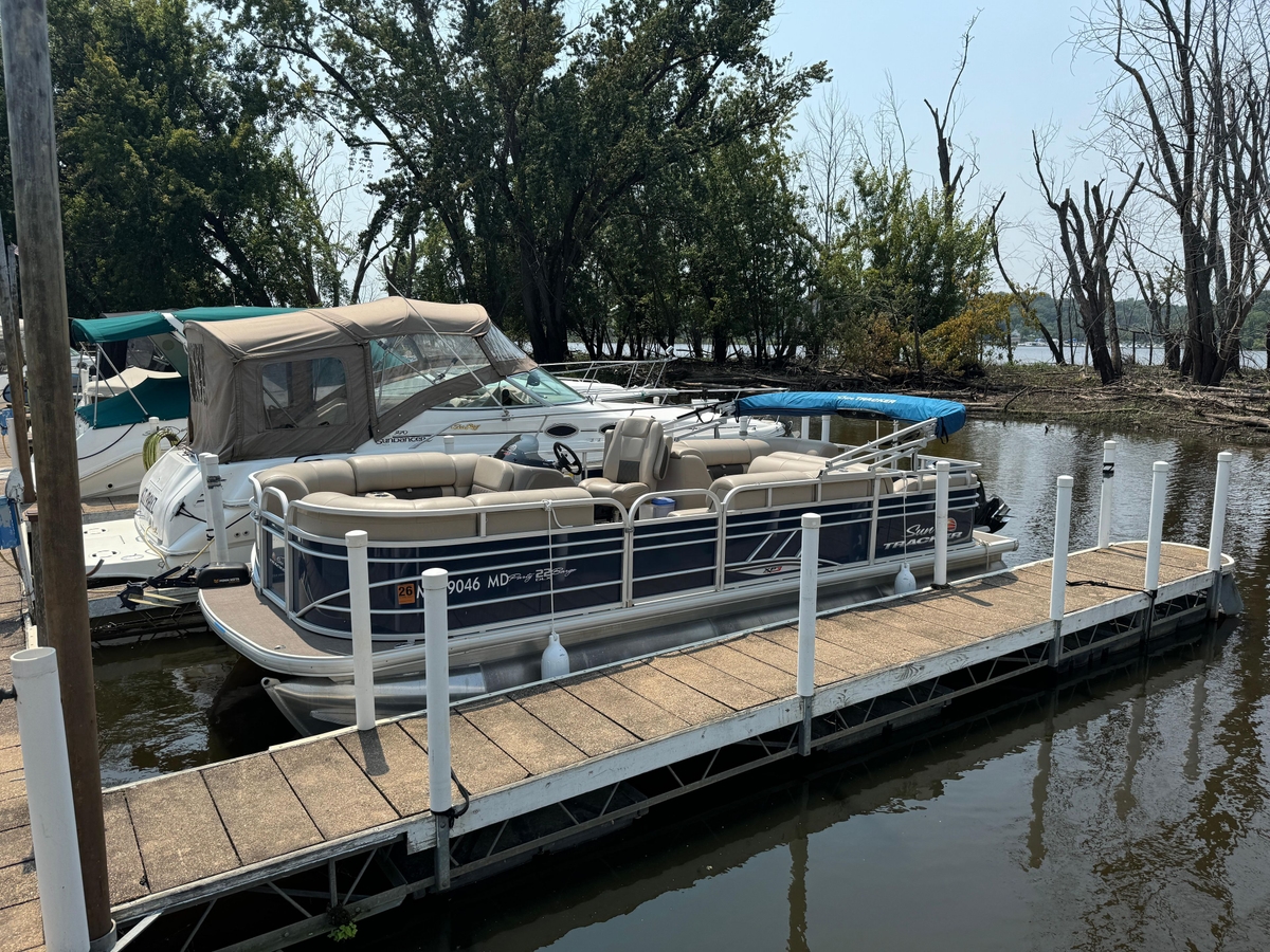 2020 Sun Tracker Party Barge 22 Tri Toon RF XP3 - Sold Boat