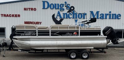 BOATZON | Sun Tracker PARTY BARGE 22 XP3 2016