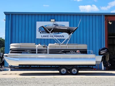 BOATZON | Sun Tracker PARTY BARGE 22 XP3 2018