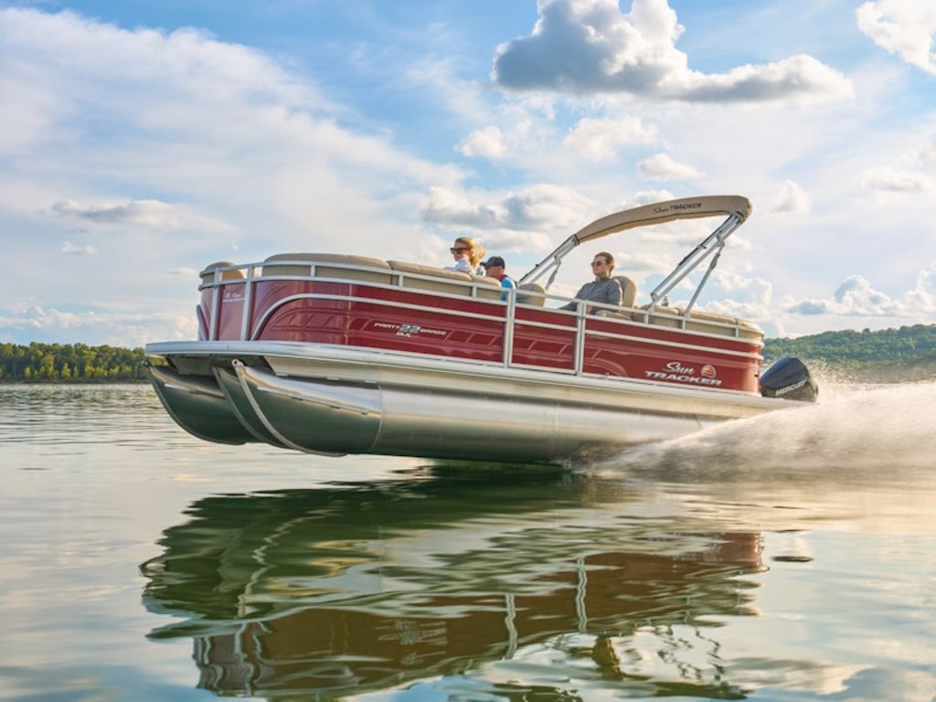 2025 Sun Tracker Party Barge 22 XP3 - Sold Boat