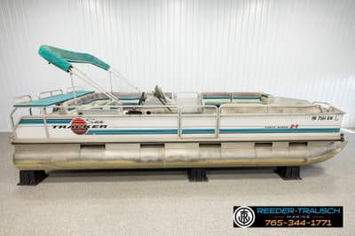 BOATZON | Sun Tracker Party Barge 24 1993
