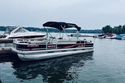 BOATZON | Sun Tracker Party Barge 24 Classic Series 2012