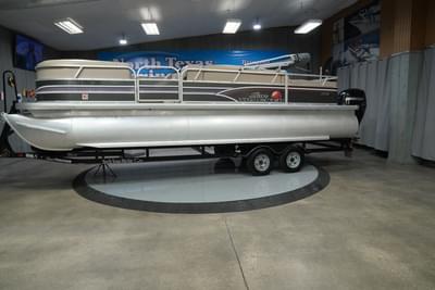 BOATZON | Sun Tracker PARTY BARGE 24 DLX 2015