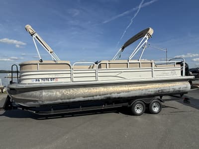 BOATZON | Sun Tracker Party Barge 24 DLX 2017