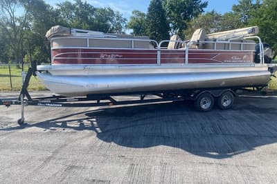 BOATZON | Sun Tracker Party Barge 24 DLX 2019