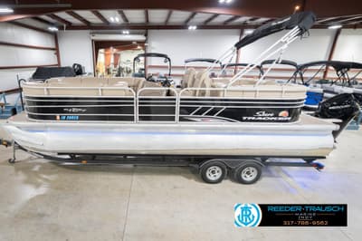 BOATZON | Sun Tracker Party Barge 24 DLX 2020