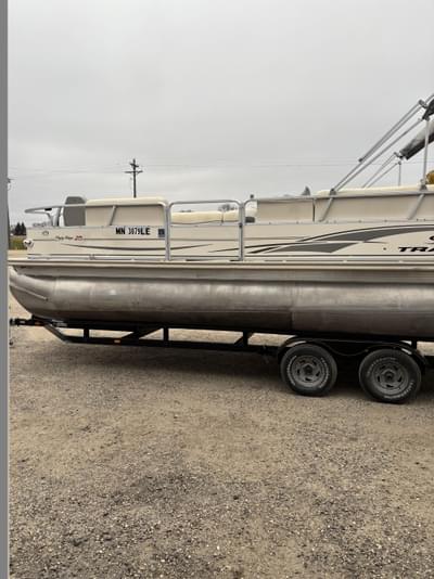 BOATZON | Sun Tracker PARTY BARGE 25 2004