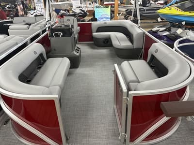 BOATZON | Sun Tracker PB 16 2026