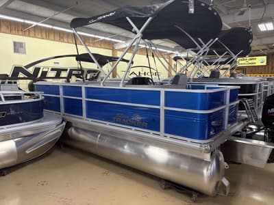 BOATZON | Sun Tracker PB 18 2026