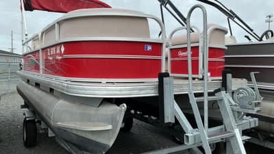 BOATZON | Sun Tracker PB 18 RED VYL 2016