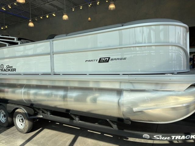2026 Sun Tracker PB 20 - Sold Boat